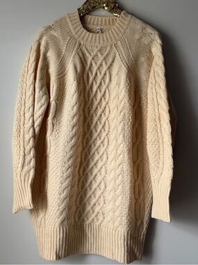 Tunic sweater. New with tags